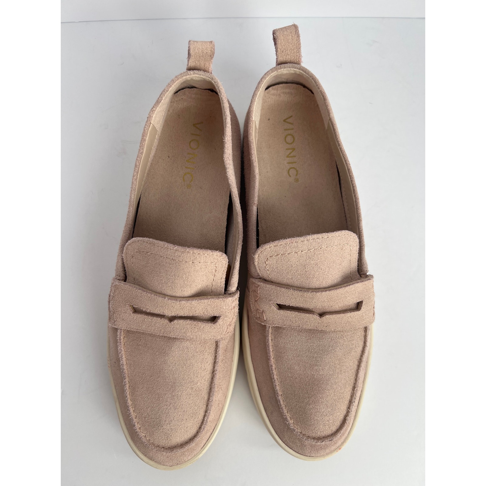 Vionic Uptown Sand Suede Travel Packable Loafers Size 8.5